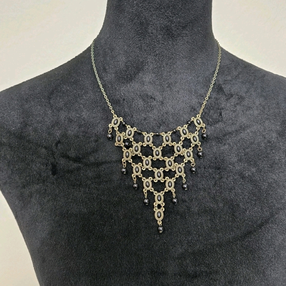 Premiere Designs Vintage Elegant Necklace